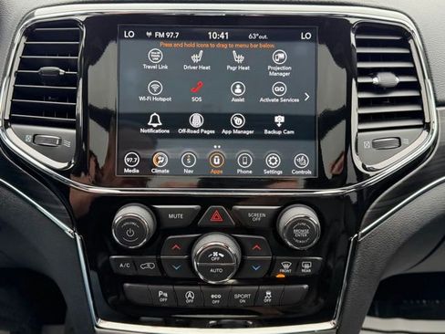 Used 2022 Jeep Grand Cherokee Limited image 5