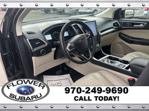 Used 2024 Ford Edge Titanium image 21