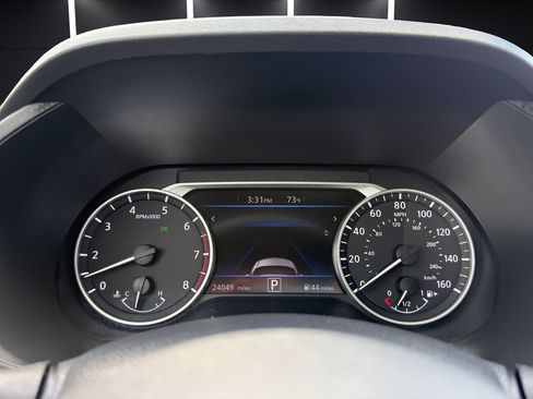 Used 2025 Nissan Sentra SV FWD image 15