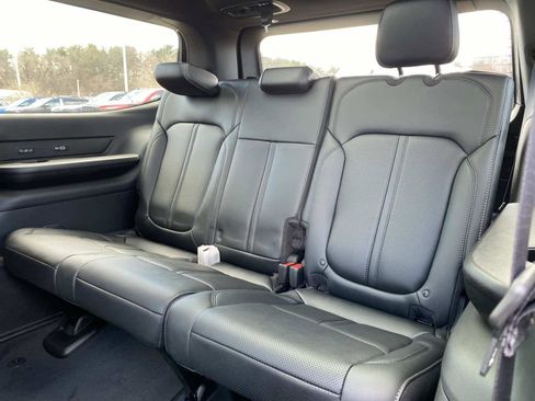 New 2026 Jeep Grand Wagoneer Limited image 8