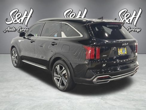 Used 2022 Kia Sorento SX w/ Panoramic Sunroof Package AWD/4WD image 9