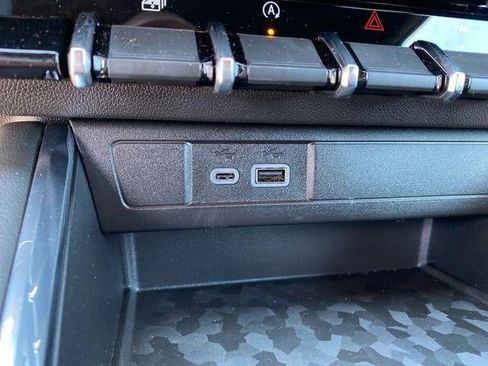New 2026 GMC Canyon AT4 w/ Nightfall Edition AWD/4WD image 14