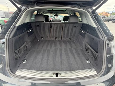 Used 2020 Audi Q5 e Premium Plus w/ Premium Plus Package AWD/4WD image 27
