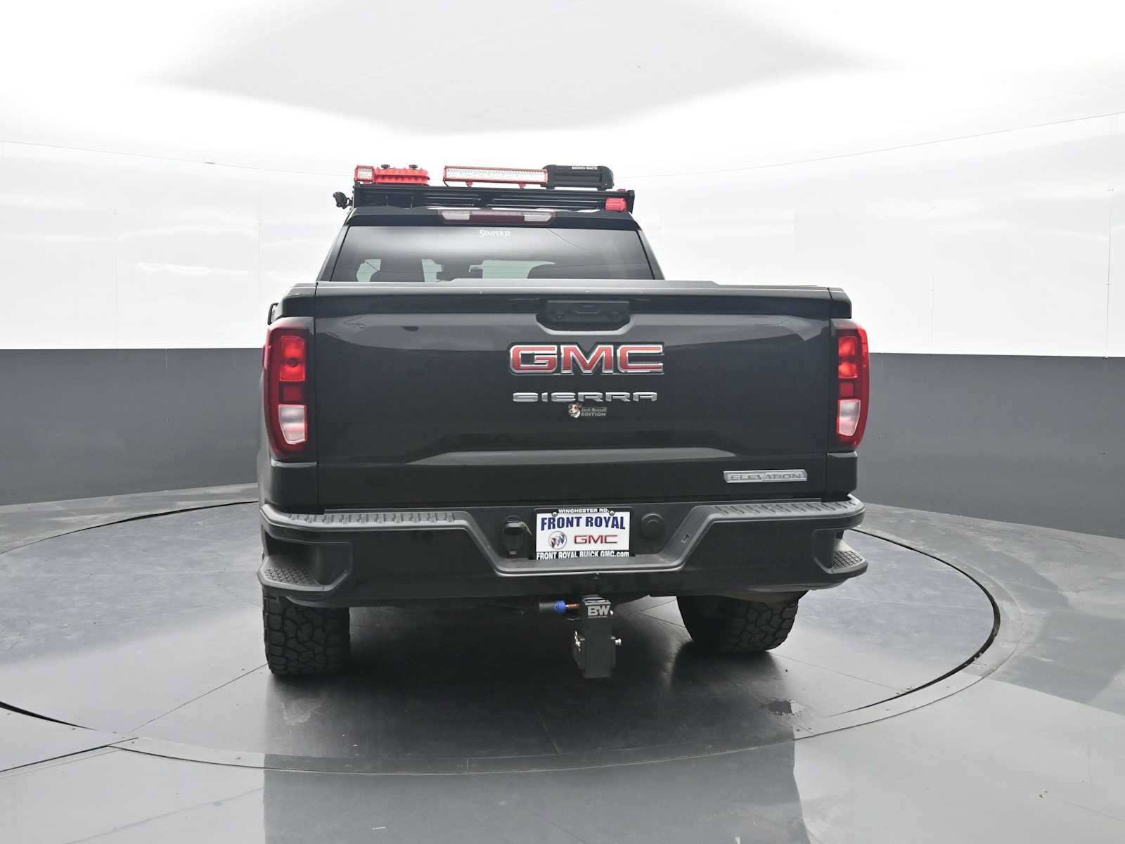 Used 2023 GMC Sierra 1500 Elevation AWD/4WD image 6
