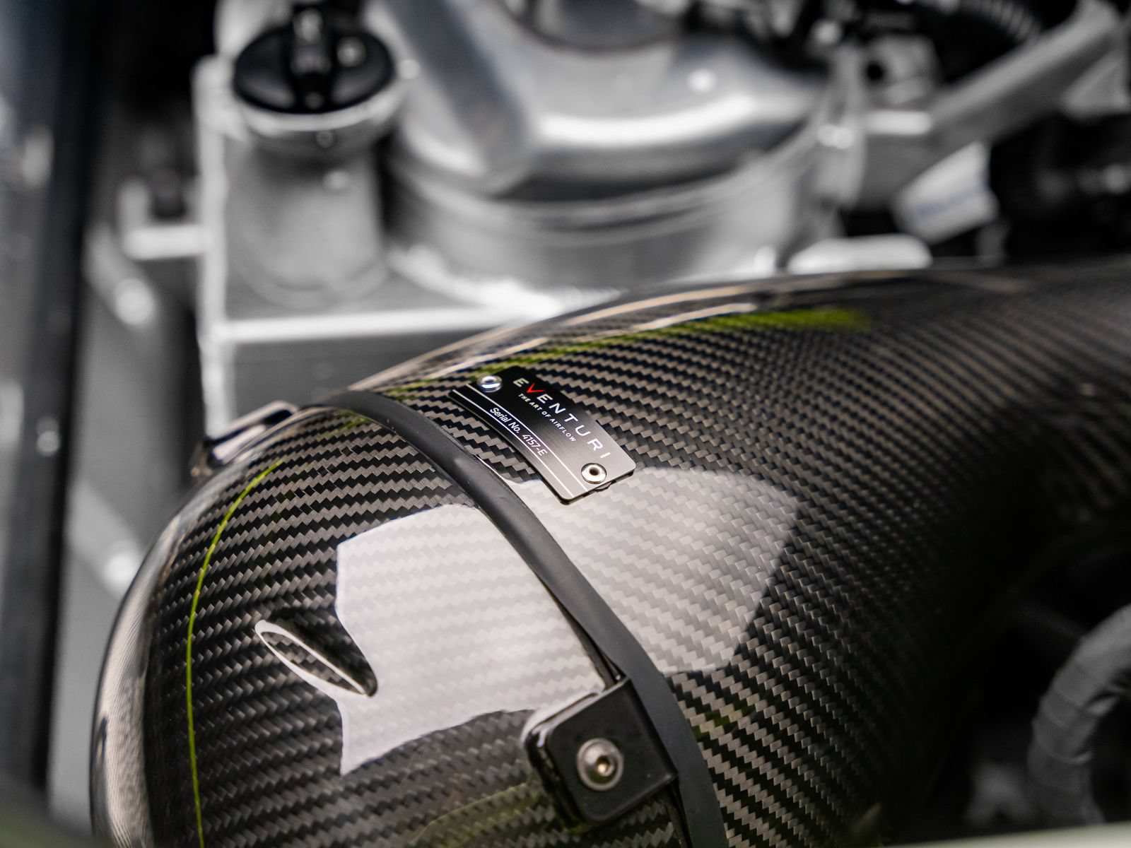 Used 2022 Lamborghini Huracan STO RWD image 6