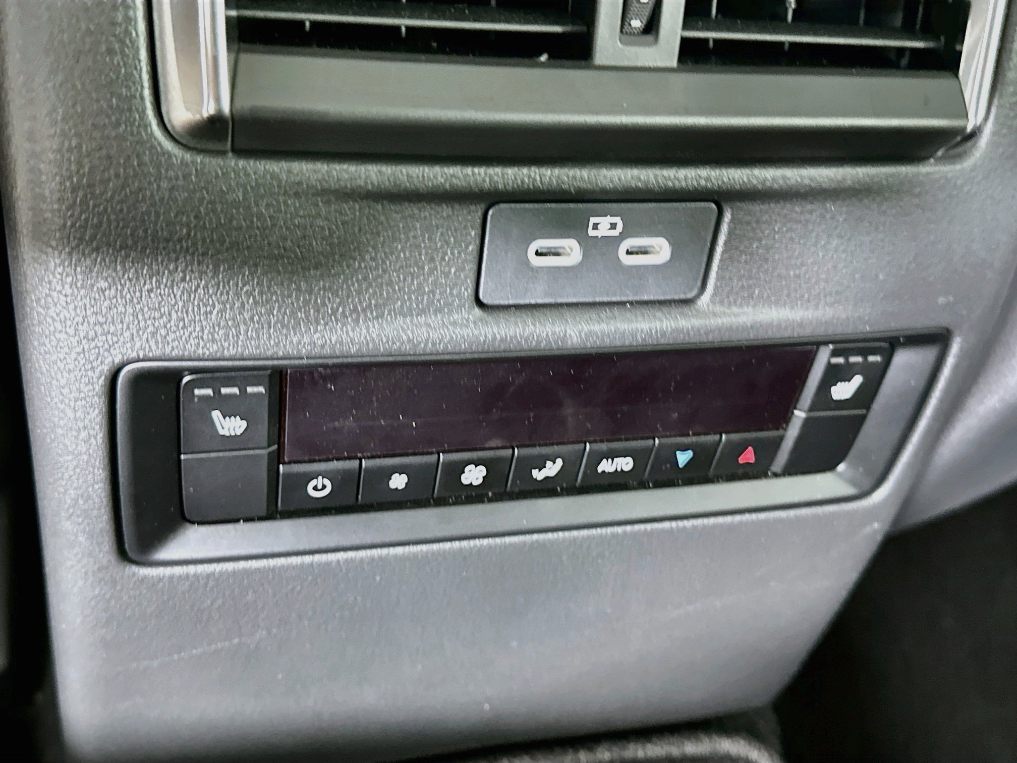 Used 2024 MAZDA CX-90 Plug-In Hybrid w/ Premium Plus AWD/4WD image 28