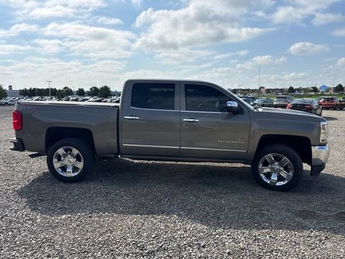 Used 2017 Chevrolet Silverado 1500 LTZ w/ Sport Package AWD/4WD image 13