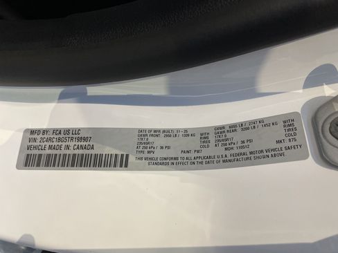 New 2026 Chrysler Pacifica Select image 39