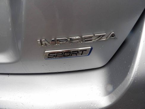 Used 2012 Subaru Impreza 2.0i Sport Premium AWD/4WD image 4