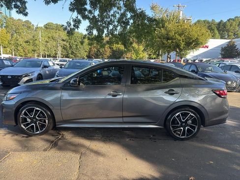 New 2025 Nissan Sentra SR w/ SR Premium Package image 4