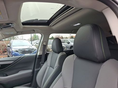 Certified 2025 Subaru Outback Onyx Edition image 13