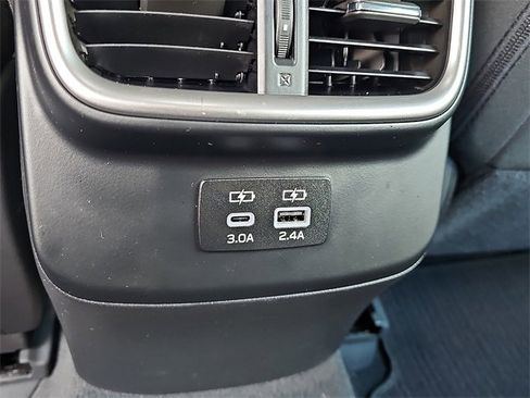 Used 2024 Subaru Legacy Premium image 11