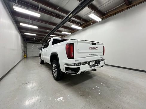 Certified 2023 GMC Sierra 1500 AT4 image 6