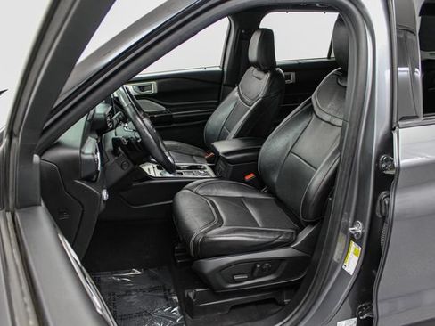 Used 2021 Ford Explorer ST w/ Equipment Group 401A AWD/4WD image 18