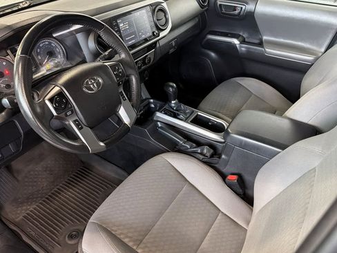Used 2023 Toyota Tacoma SR5 w/ Technology Package image 13