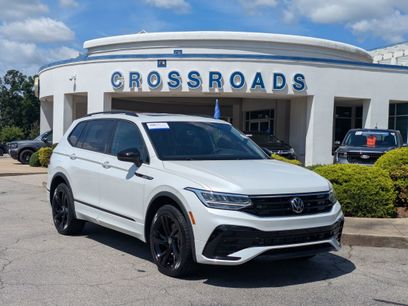 Used 2024 Volkswagen Tiguan SE R-Line
