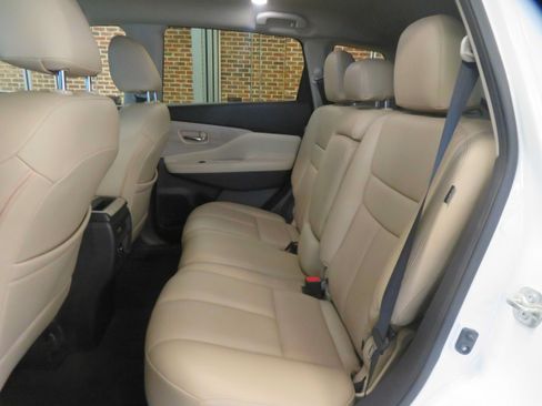Used 2020 Nissan Murano SV w/ Cargo Package FWD image 19