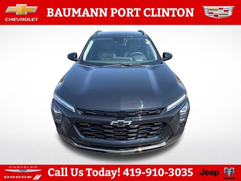 Used 2025 Chevrolet Trax ACTIV w/ Sunroof Package FWD image 9