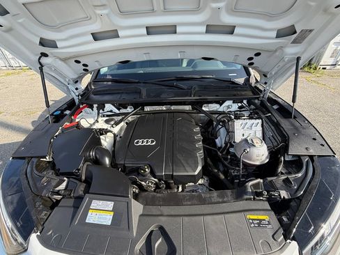Used 2023 Audi Q5 2.0T Premium w/ Convenience Package AWD/4WD image 27