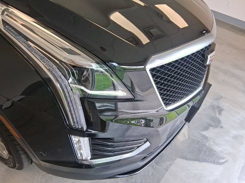 Certified 2026 Cadillac XT5 Sportv w/ LPO, Floor Liner Package AWD/4WD image 6