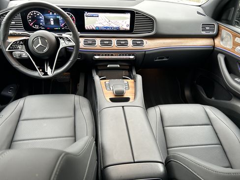 Certified 2025 Mercedes-Benz GLE 450 4MATIC image 24