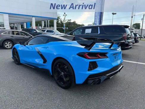 Used 2021 Chevrolet Corvette Stingray Premium Conv w/ Z51 Performance Package RWD image 11