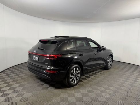 Used 2025 Audi Q6 e-tron Premium w/ Convenience Package AWD/4WD image 7