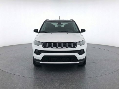 Used 2025 Jeep Compass Limited image 2