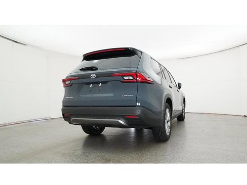 New 2026 Toyota Grand Highlander Limited image 24