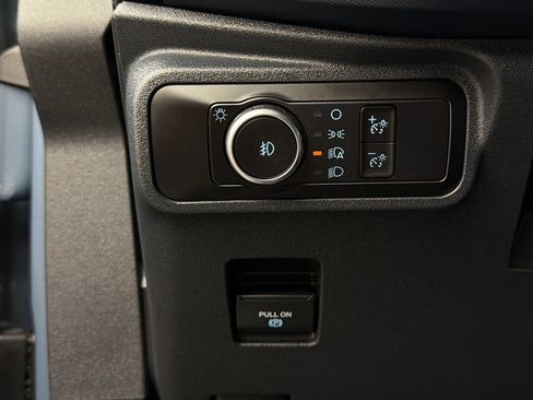 Used 2023 Ford Bronco Heritage Edition AWD/4WD image 30