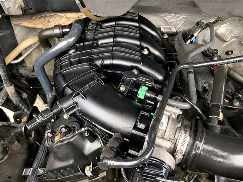 Used 2013 Ford F150 XLT w/ Mid Equipment Group RWD image 31