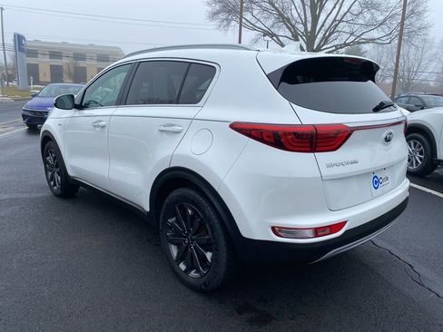 Used 2018 Kia Sportage EX w/ EX Sport Appearance Package image 8