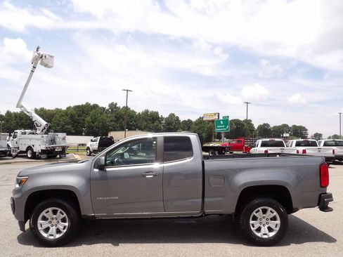 Used 2022 Chevrolet Colorado LT w/ Fleet Safety Package image 53