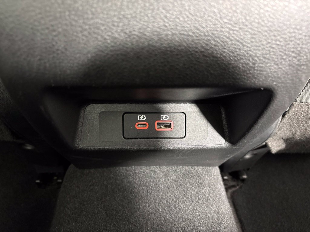 Used 2025 Nissan Altima 2.5 SV FWD image 9
