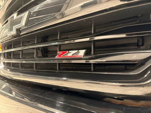 Used 2019 Chevrolet Silverado 1500 LT w/ All Star Edition image 12