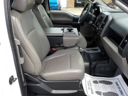 Used 2022 Ford F250 XL w/ Power Equipment Group RWD image 26