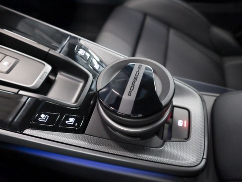 Used 2026 Porsche 911 Carrera 4S image 16