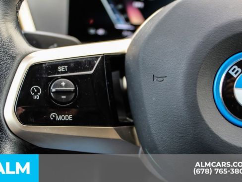 Used 2023 BMW iX xDrive50 image 26