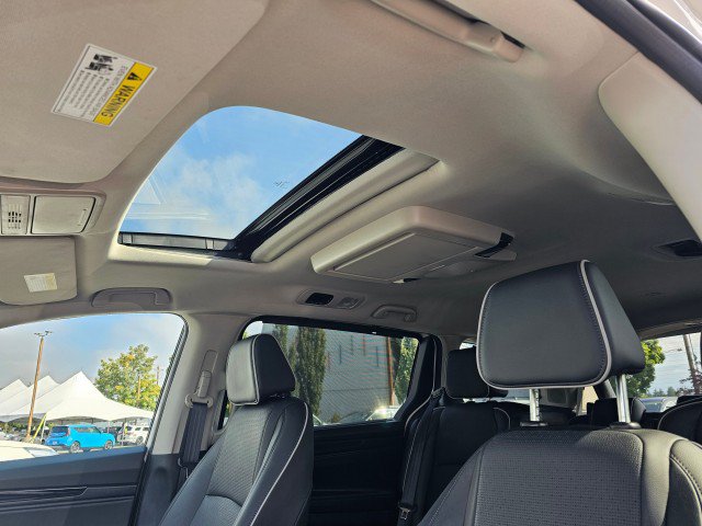 Used 2025 Honda Odyssey Elite image 30