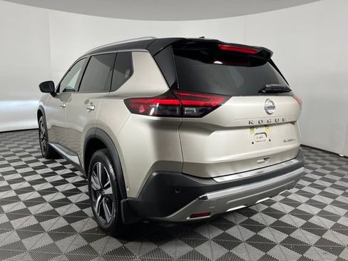 Used 2021 Nissan Rogue Platinum FWD image 8
