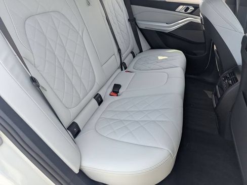 New 2026 BMW X5 xDrive40i w/ Premium Package AWD/4WD image 14