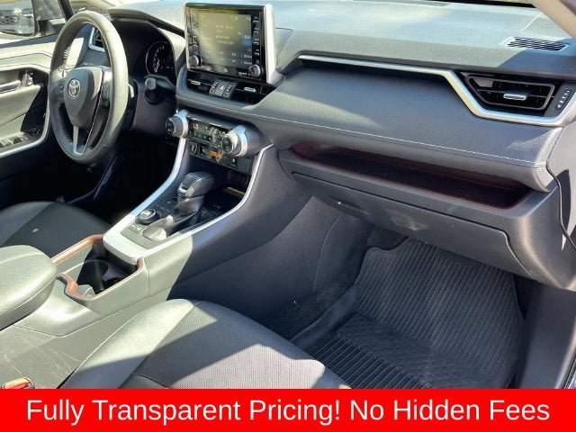 Used 2020 Toyota RAV4 Limited AWD/4WD image 23