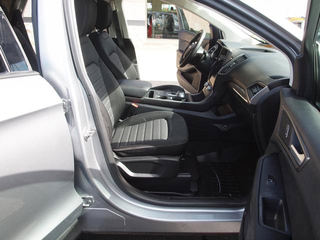 Used 2021 Ford Edge SE AWD/4WD image 6