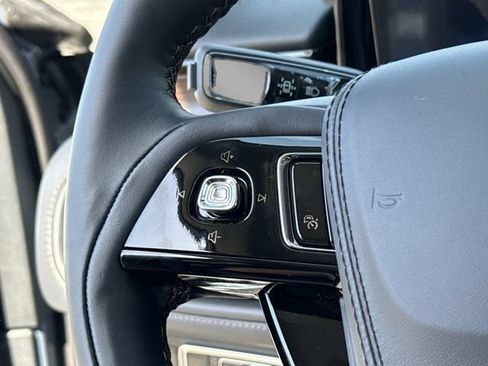 New 2026 Lincoln Aviator Reserve AWD/4WD image 39