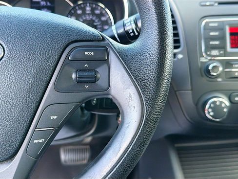 Used 2016 Kia Forte LX image 34