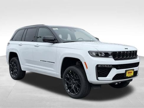 New 2026 Jeep Grand Cherokee Summit w/ Obsidian Package image 1