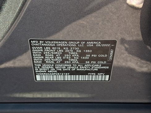 Certified 2023 Volkswagen Atlas SE w/ Panoramic Sunroof Package AWD/4WD image 29
