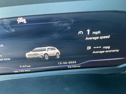 Used 2022 Volkswagen Atlas SE image 25