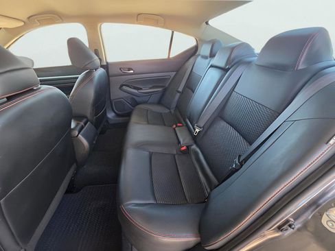 Used 2023 Nissan Altima 2.5 SR AWD/4WD image 17