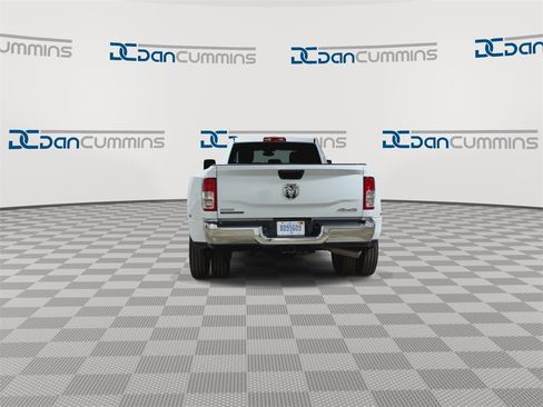 Used 2024 RAM 3500 Big Horn image 7